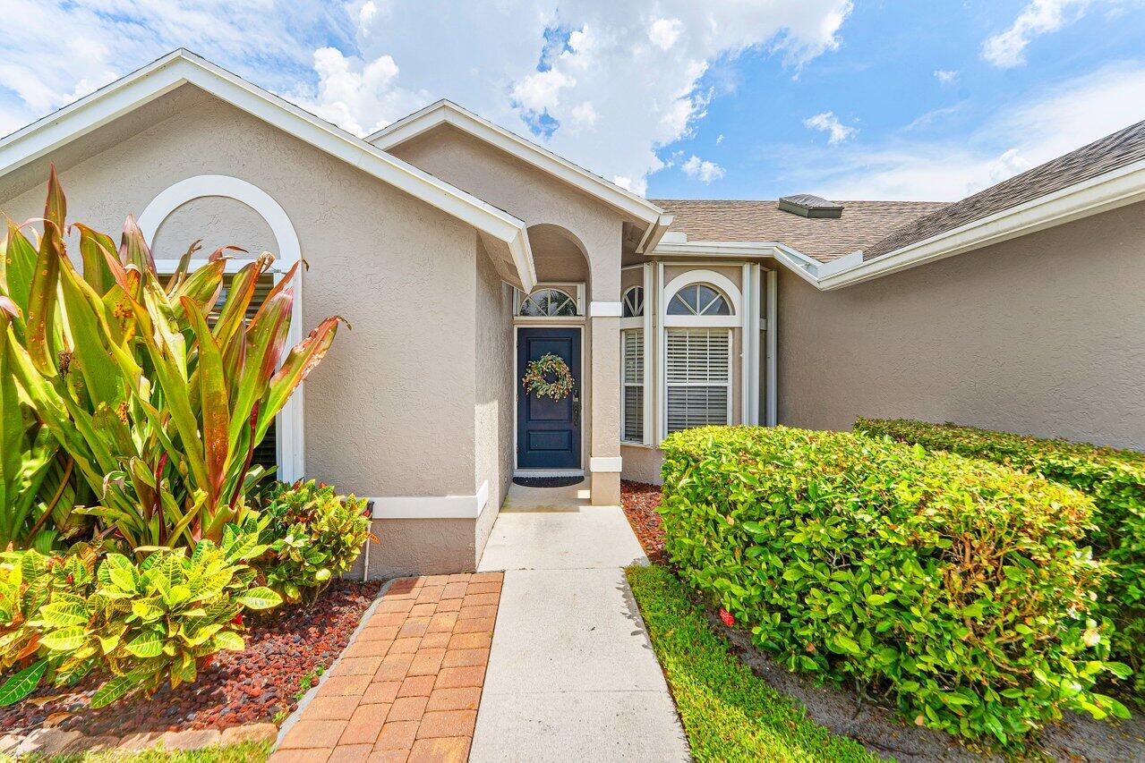Properties 12842 Meadowbend Drive