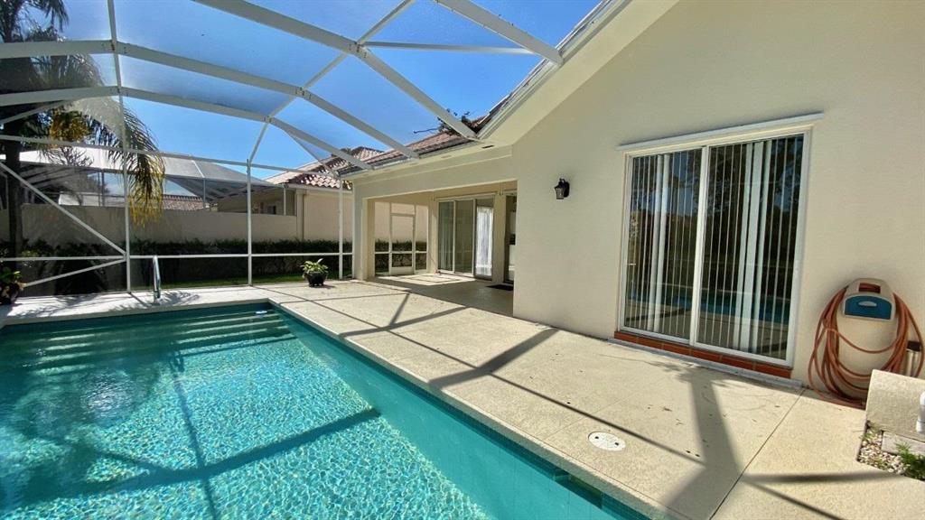 RIVERWALK 2 - Residential