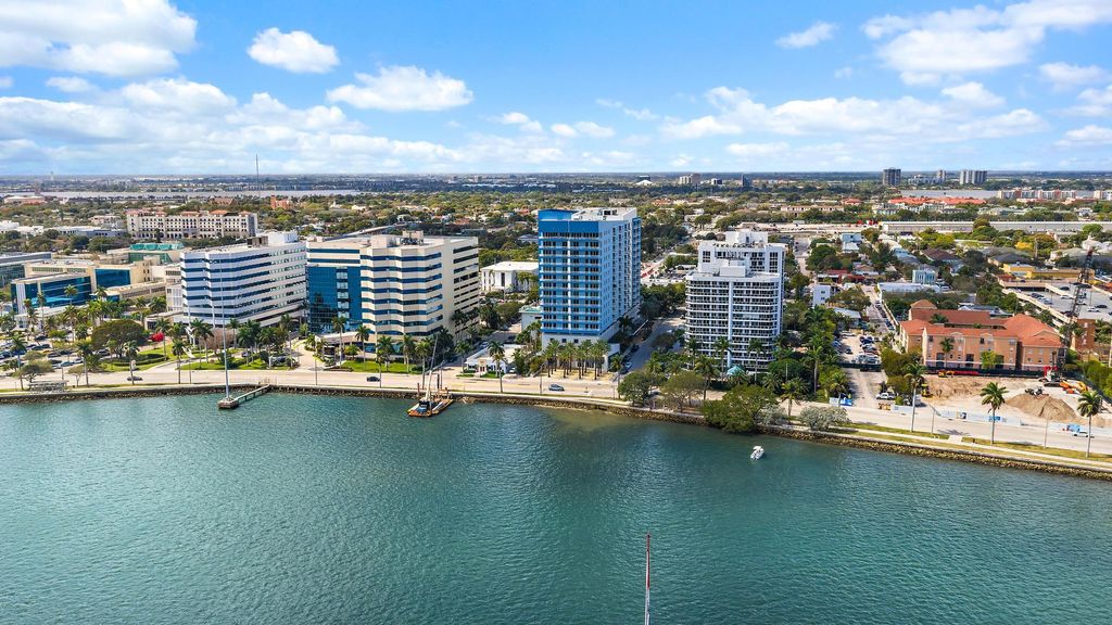 Photo of 1551 N Flagler Drive #Ph L7, West Palm Beach, FL 33401 (MLS # R11169414)