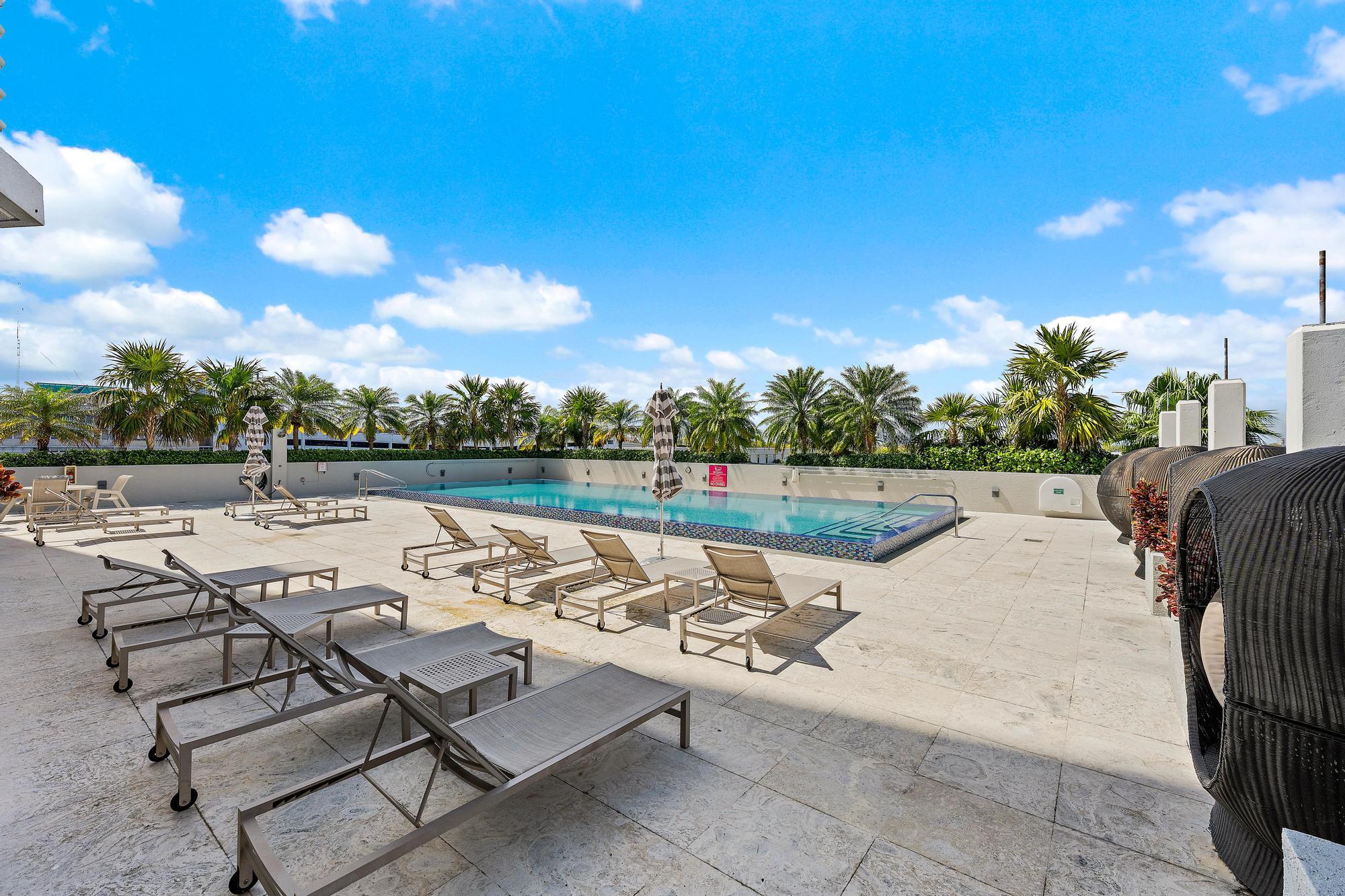 SLADE CONDOMINIUM - Residential Lease