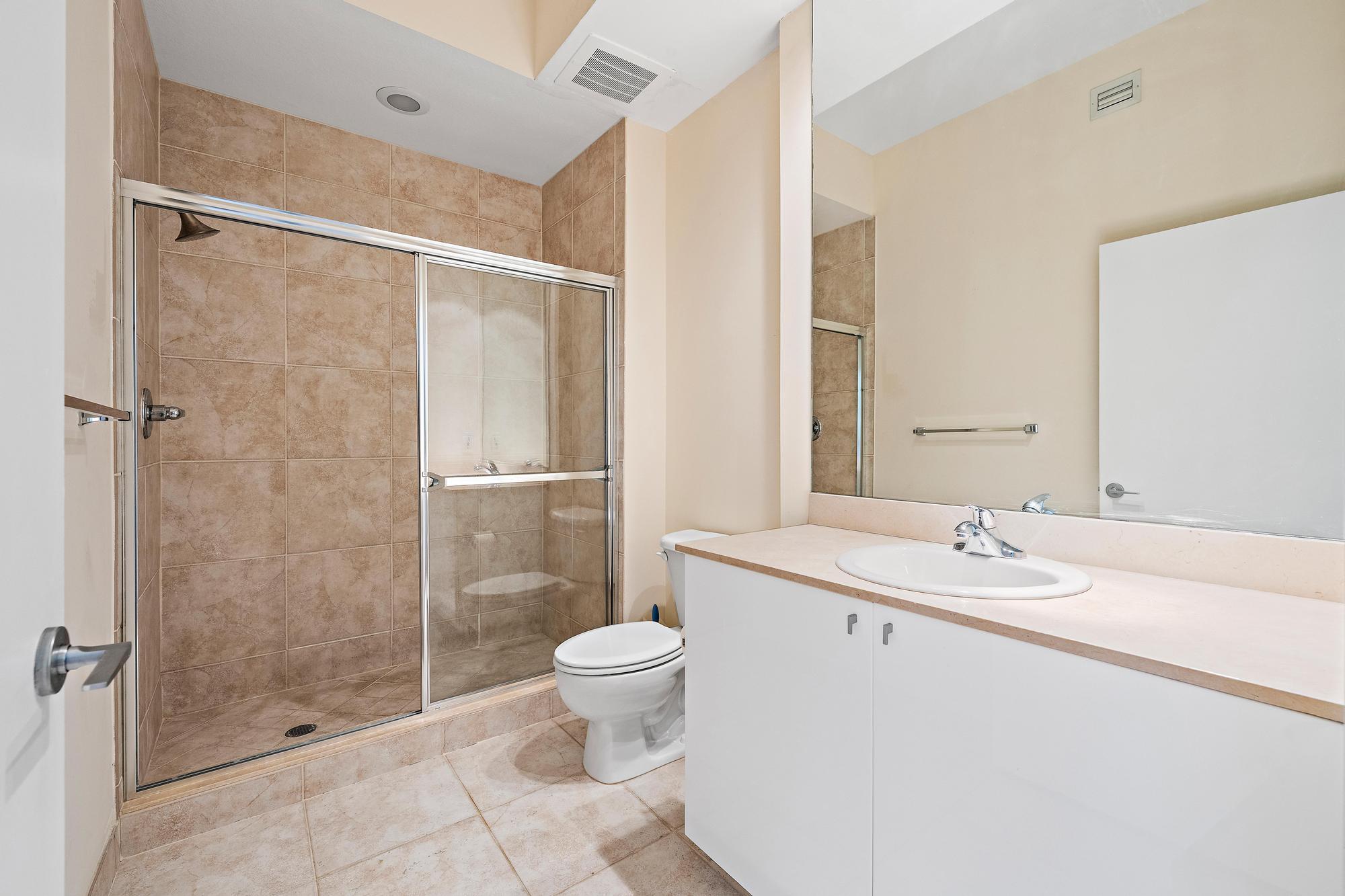 SLADE CONDOMINIUM - Residential Lease