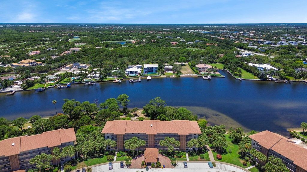 Photo of 1901 Marina Isle Way #403, Jupiter, FL 33477 (MLS # R11125472)