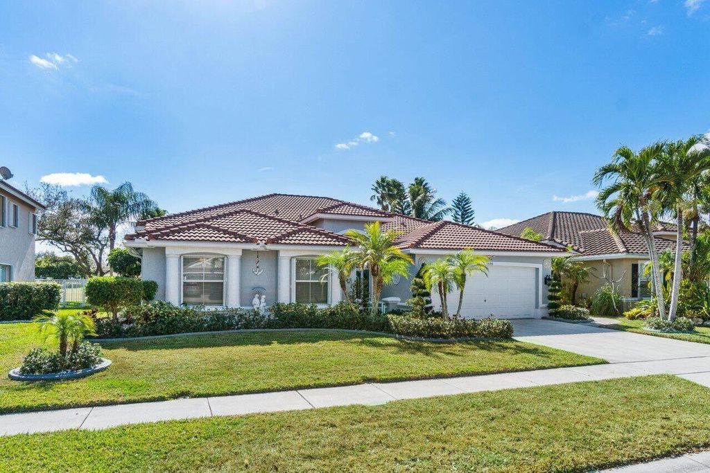 Photo of 5696 Muirfield Village Circle, Lake Worth, FL 33463 (MLS # R11158774)