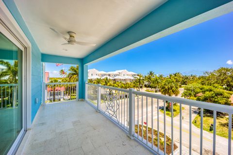 A home in Hutchinson Island