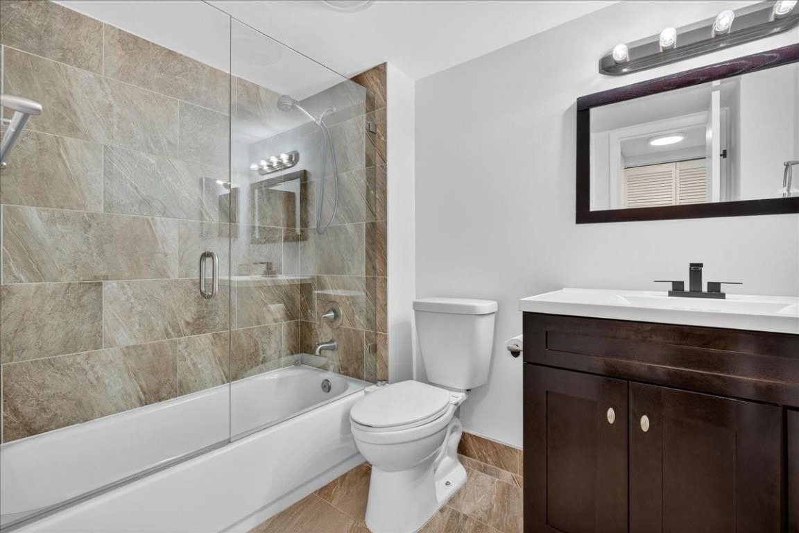 APPLEWOOD VILLAGE IV-B - Residential