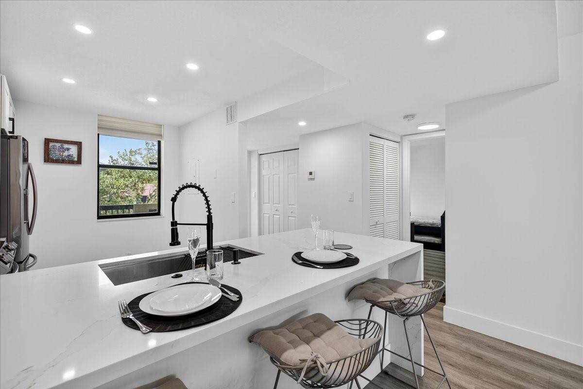 View photos, virtual tours, details... 2908 S CARAMBOLA CIRCLE 301