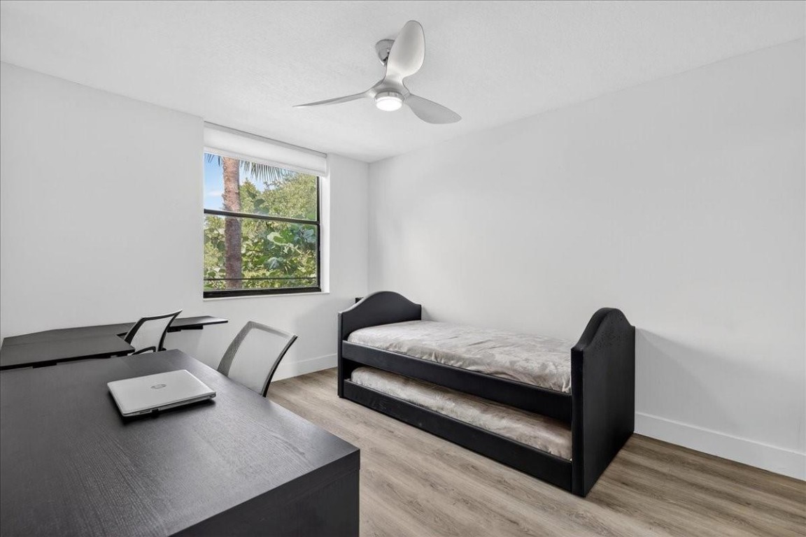 APPLEWOOD VILLAGE IV-B - Residential