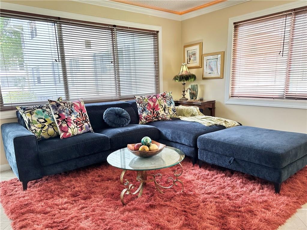 Photo of 285 Oakridge Q #285, Deerfield Beach, FL 33442 (MLS # F10530483)