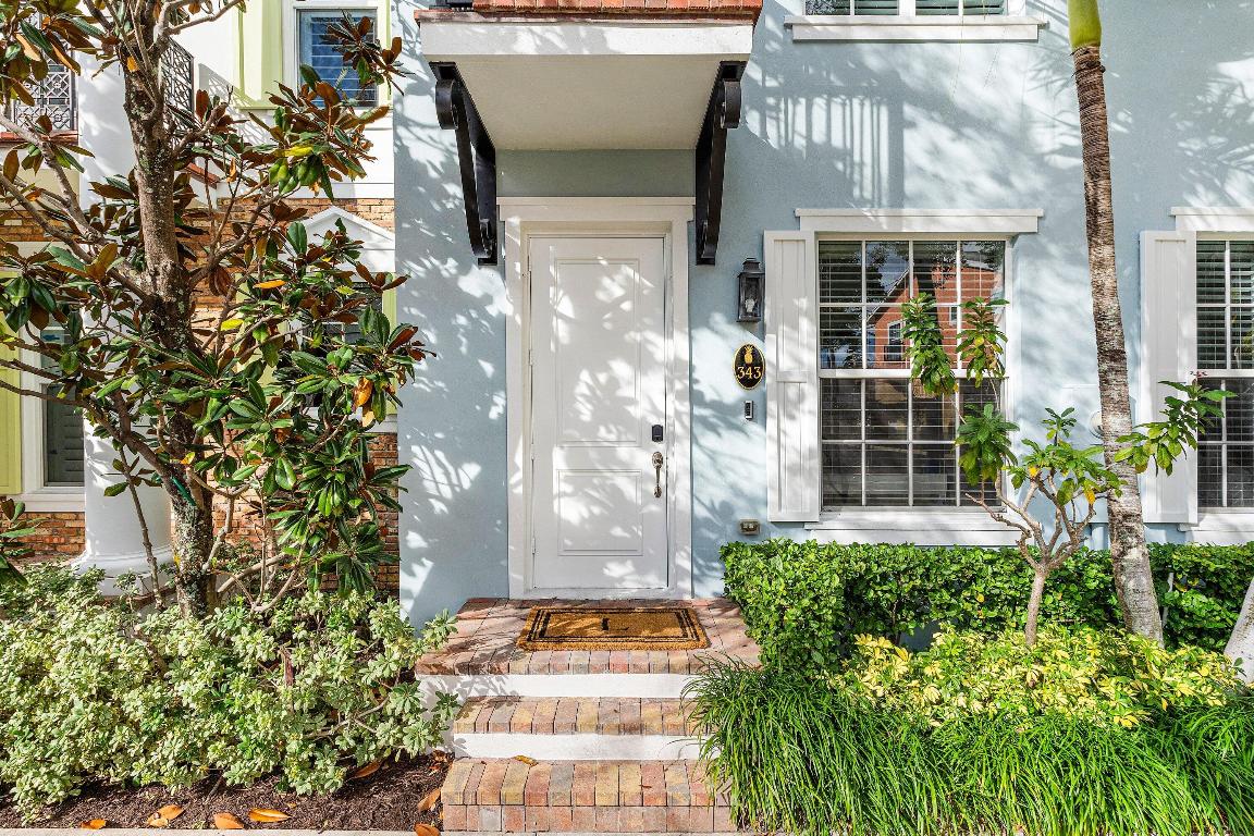 CANNERY ROW - Residential