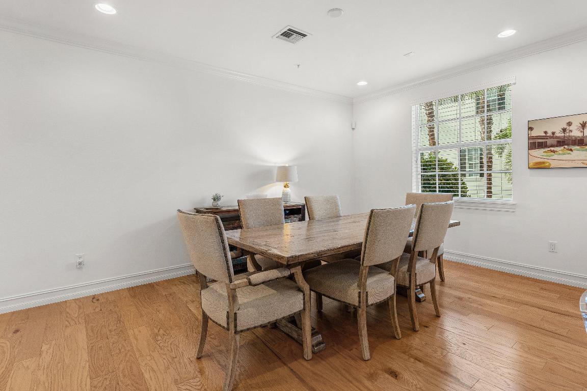 CANNERY ROW - Residential