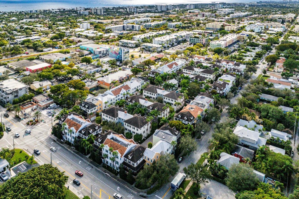 CANNERY ROW - Residential