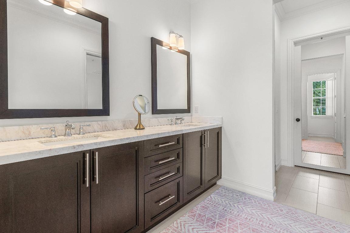 CANNERY ROW - Residential