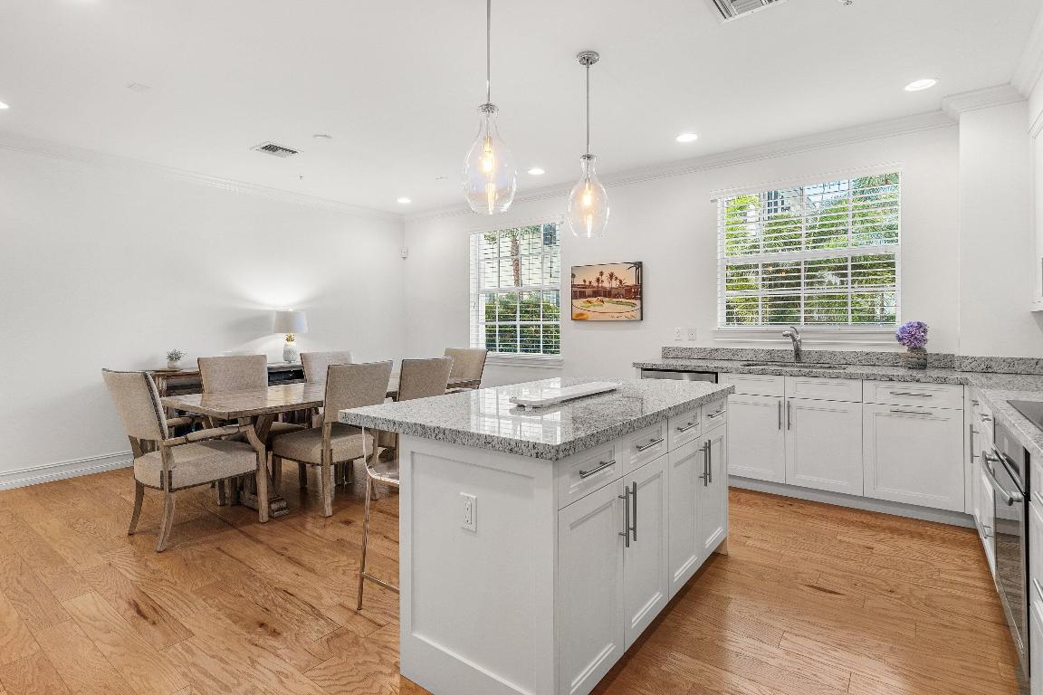 CANNERY ROW - Residential