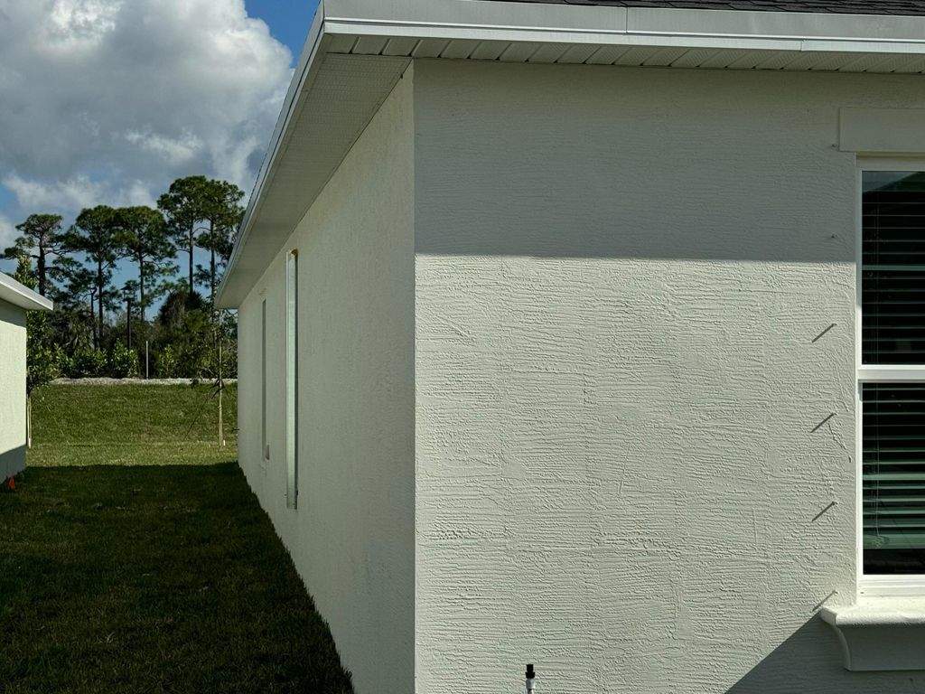 Photo of 10445 NW Suncrest Lp Loop, Port Saint Lucie, FL 34987 (MLS # R11146614)