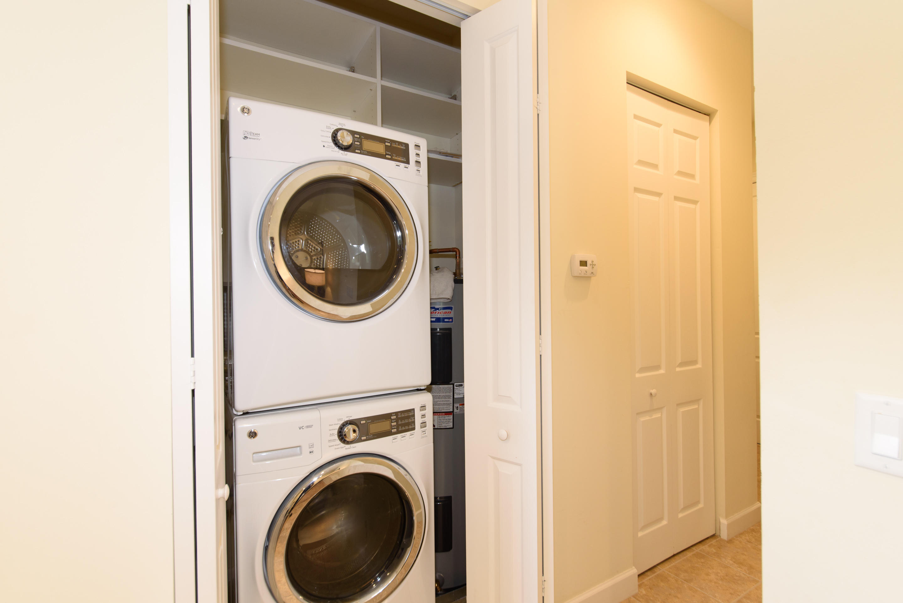 SADDLE TRAIL PARK OF WELLINGTON - Residential