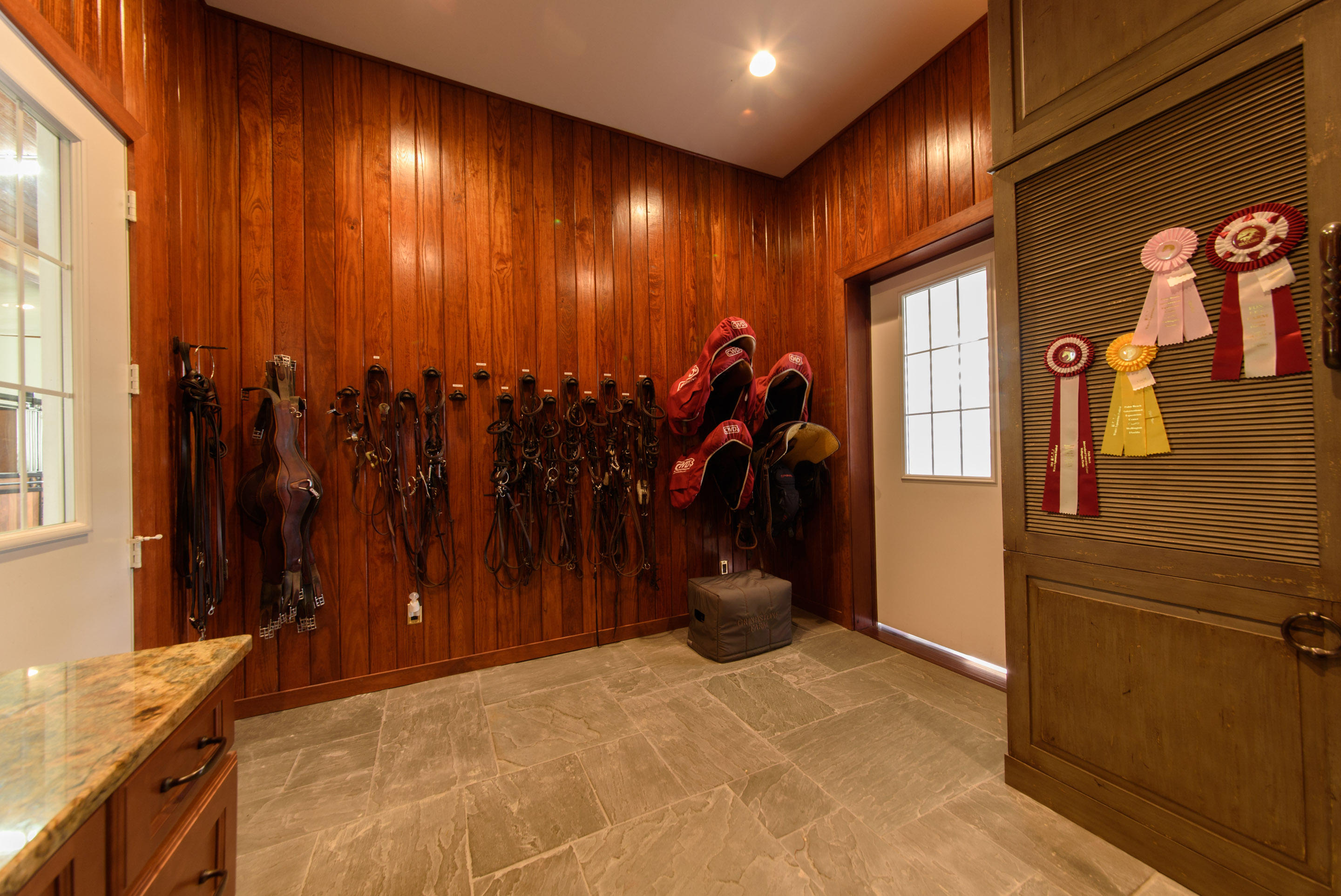 SADDLE TRAIL PARK OF WELLINGTON - Residential