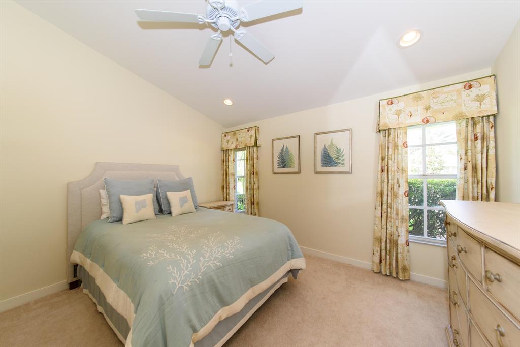 SADDLE TRAIL PARK OF WELLINGTON - Residential