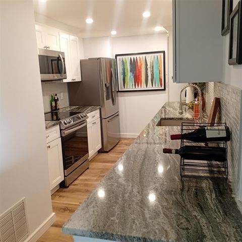 1200 Hibiscus Ave 603 Pompano Beach FL 33062