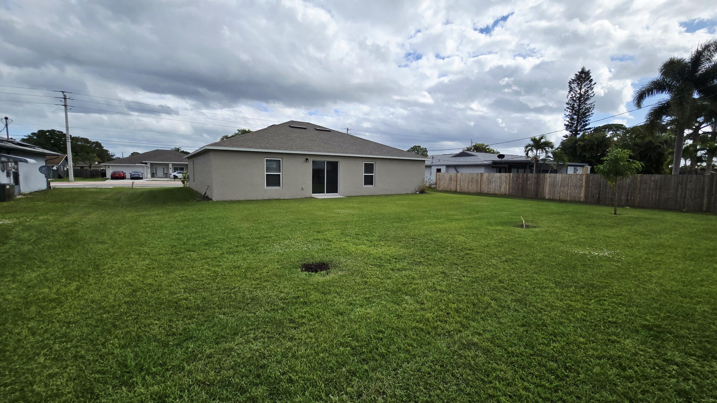 PORT ST LUCIE SECTION 3 - Residential