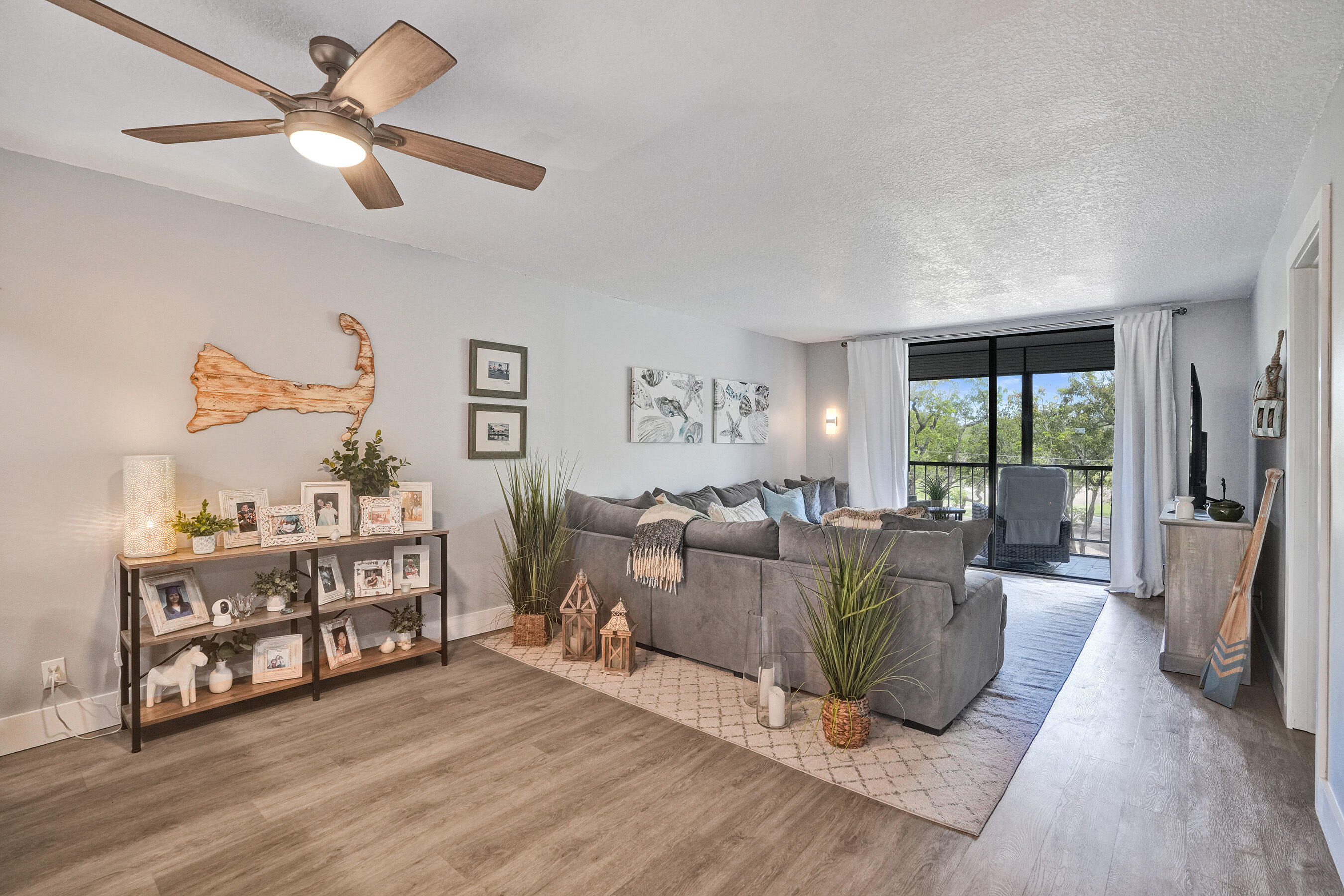 DEER CREEK COUNTRY CLUB - Residential Lease