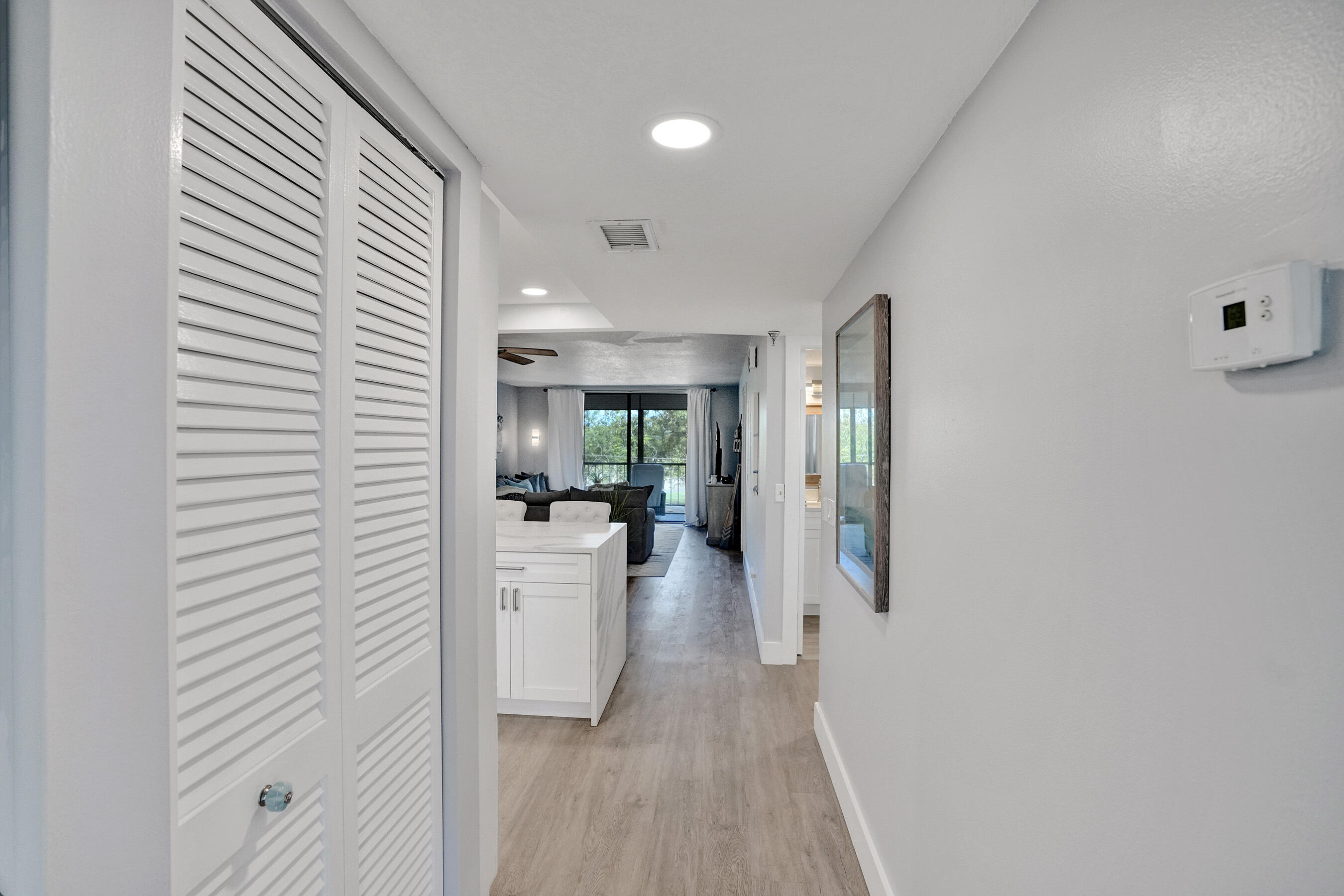 DEER CREEK COUNTRY CLUB - Residential Lease