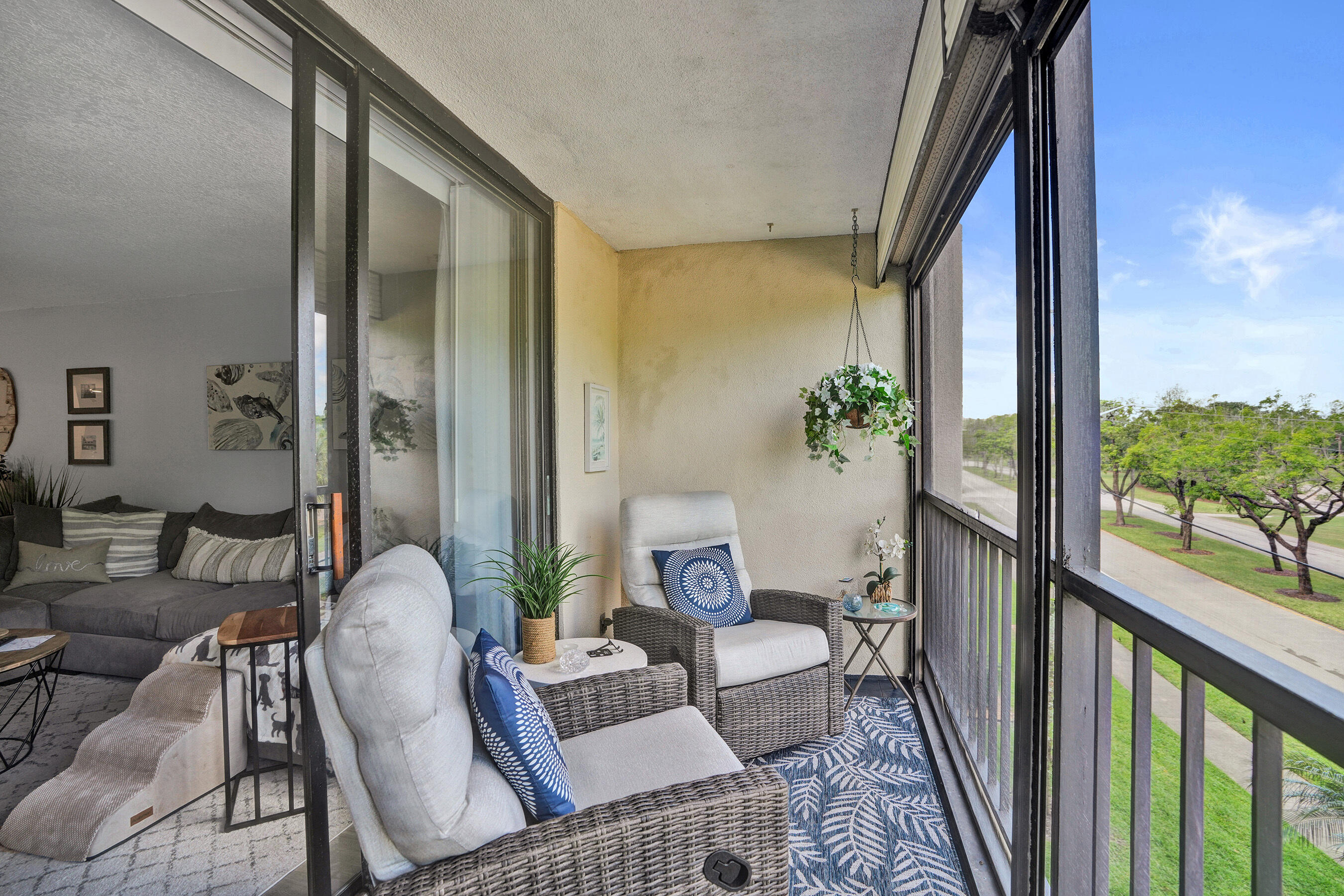 DEER CREEK COUNTRY CLUB - Residential Lease