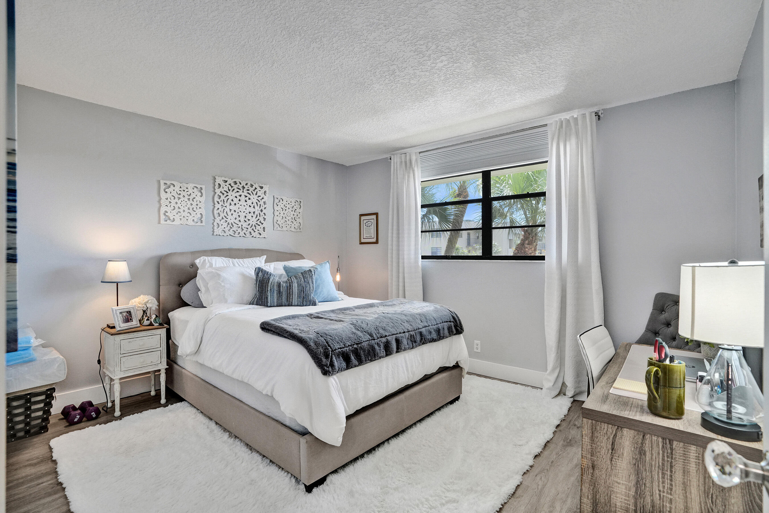 DEER CREEK COUNTRY CLUB - Residential Lease