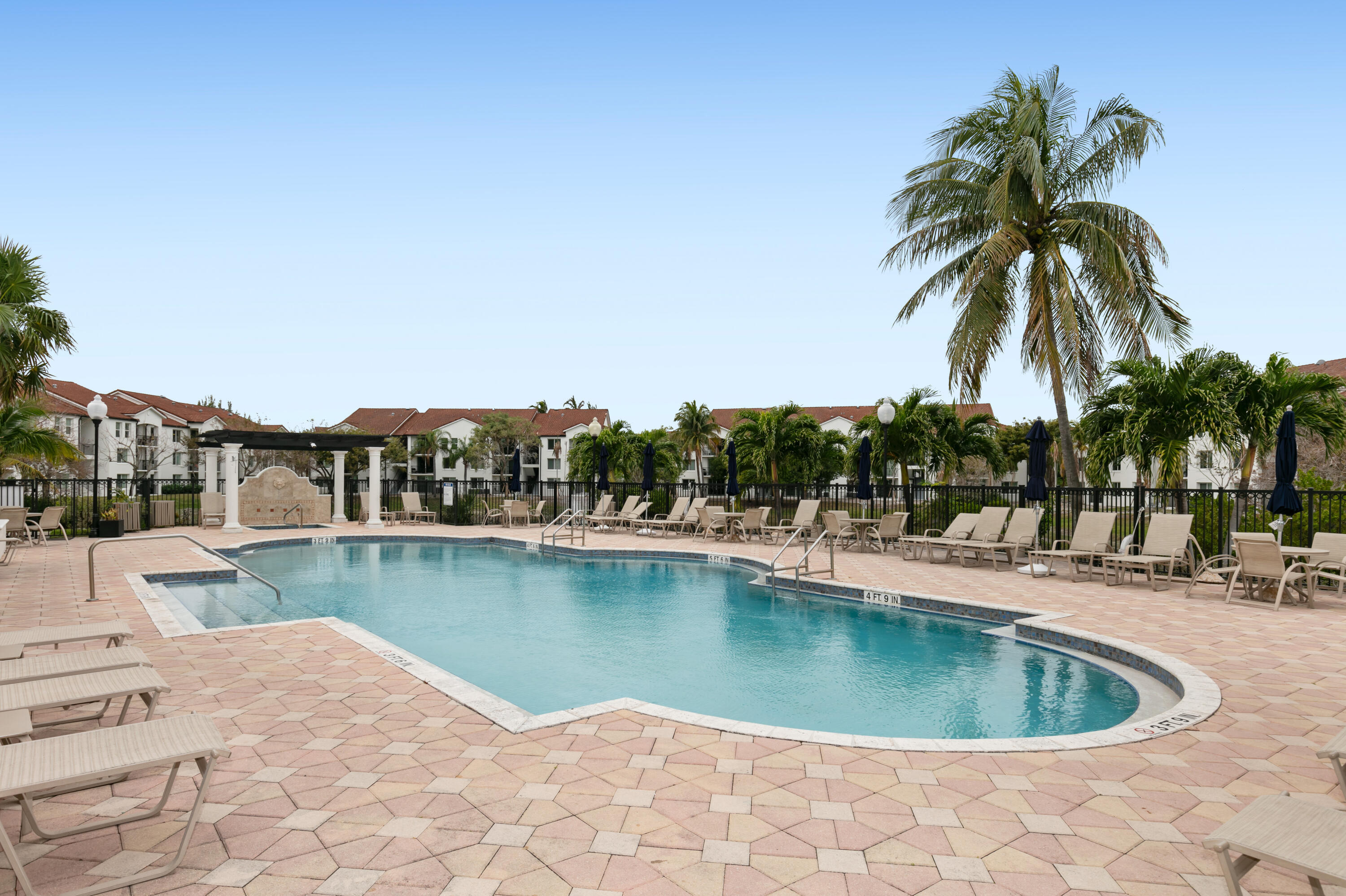 VILLA DEL SOL CONDO - Residential Lease