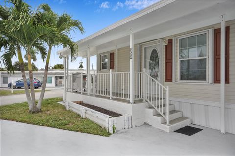 A home in Davie