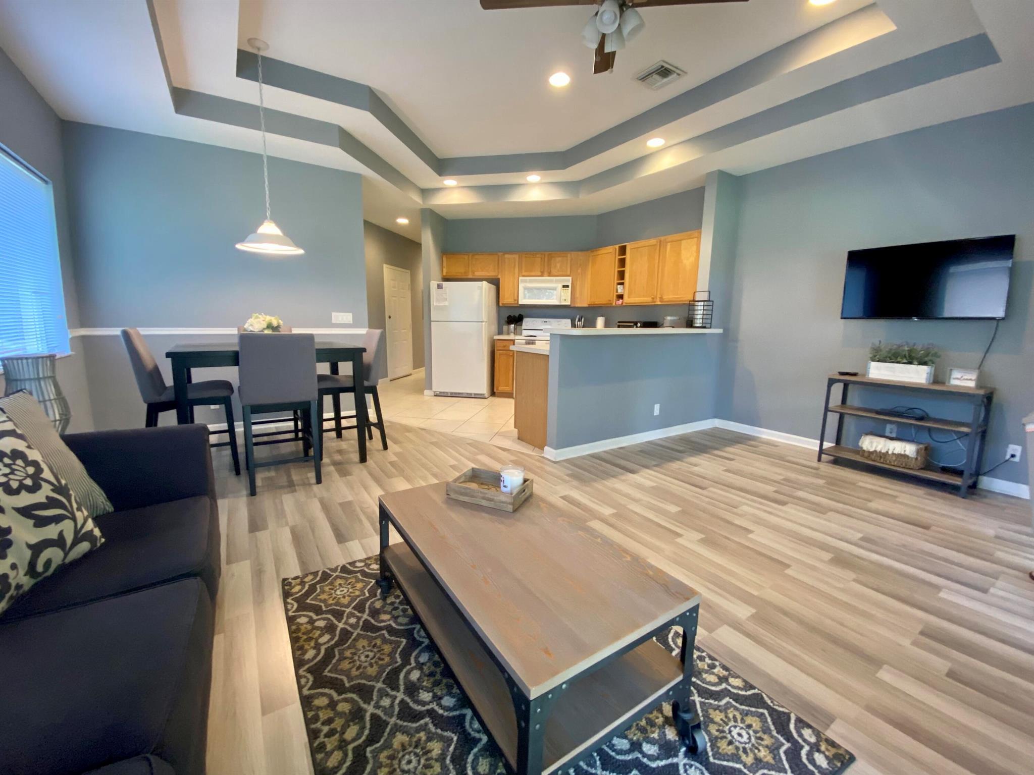CASTLE PINES CONDOMINIUM - Residential