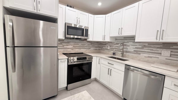 6505 WINFIELD BLVD, MARGATE, FL 33063 - Image 9cf8391bd2f4b2d52beaf1657d8c4e23/2472246357