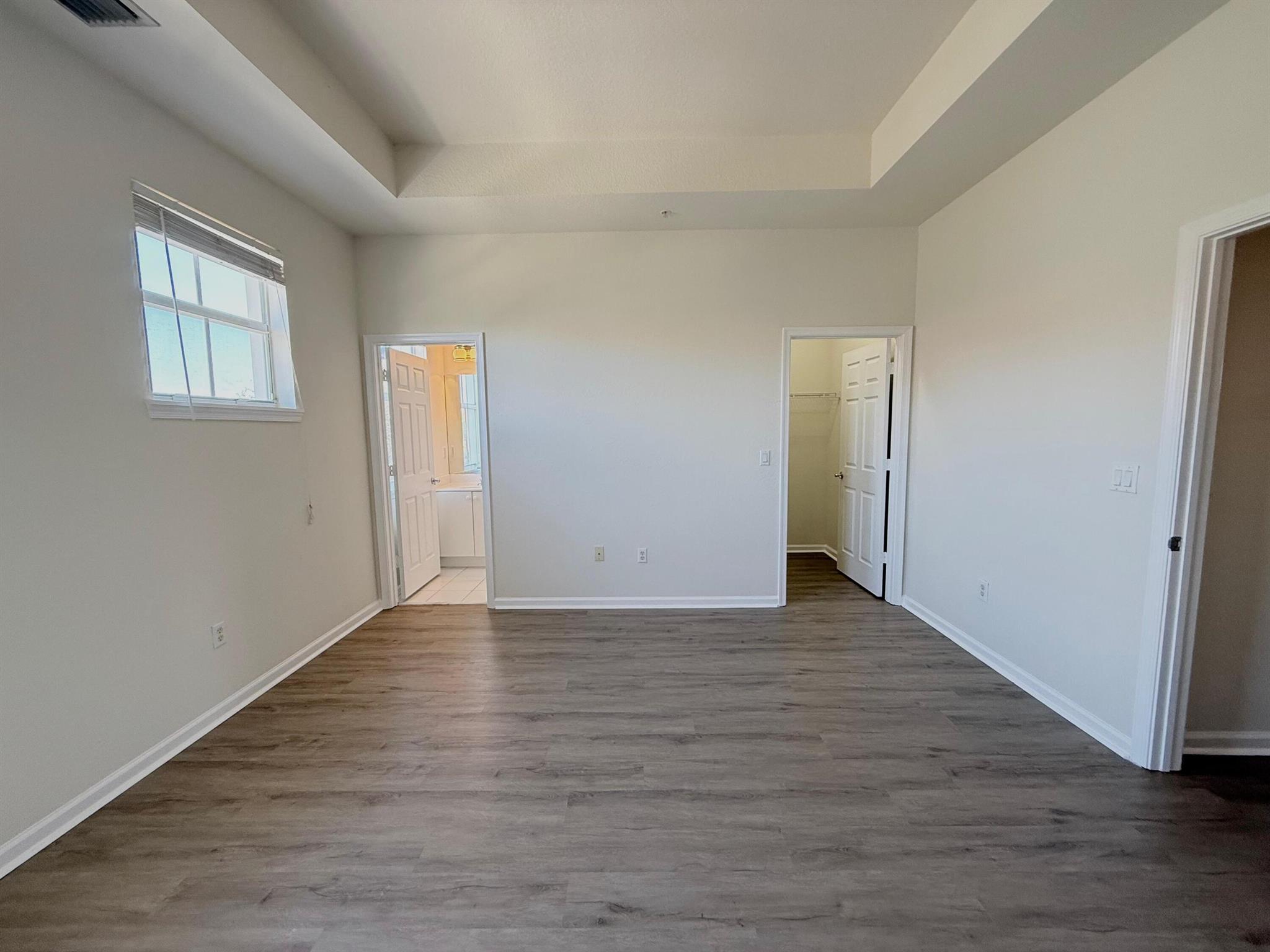 GREENWICH RESIDENTIAL CON - Residential Lease