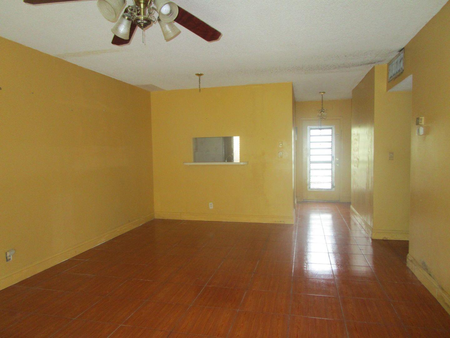 CLOVER GARDENS CONDO - Residential