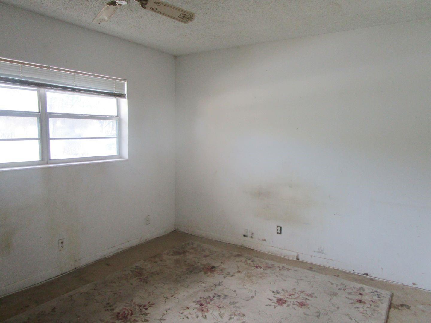 CLOVER GARDENS CONDO - Residential