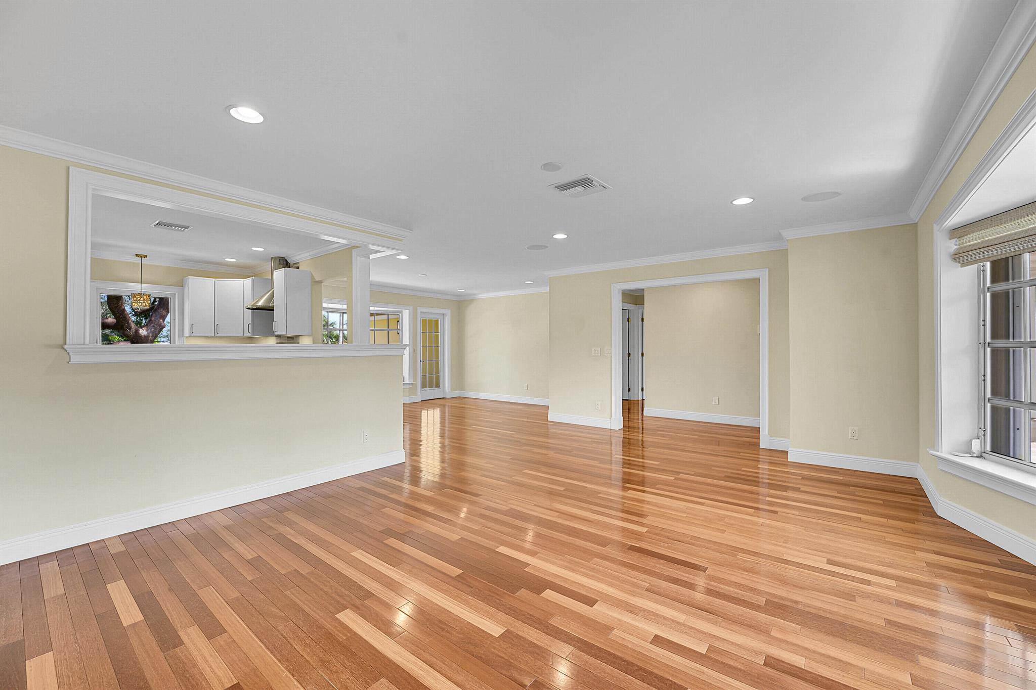 HIGH POINT - Residential