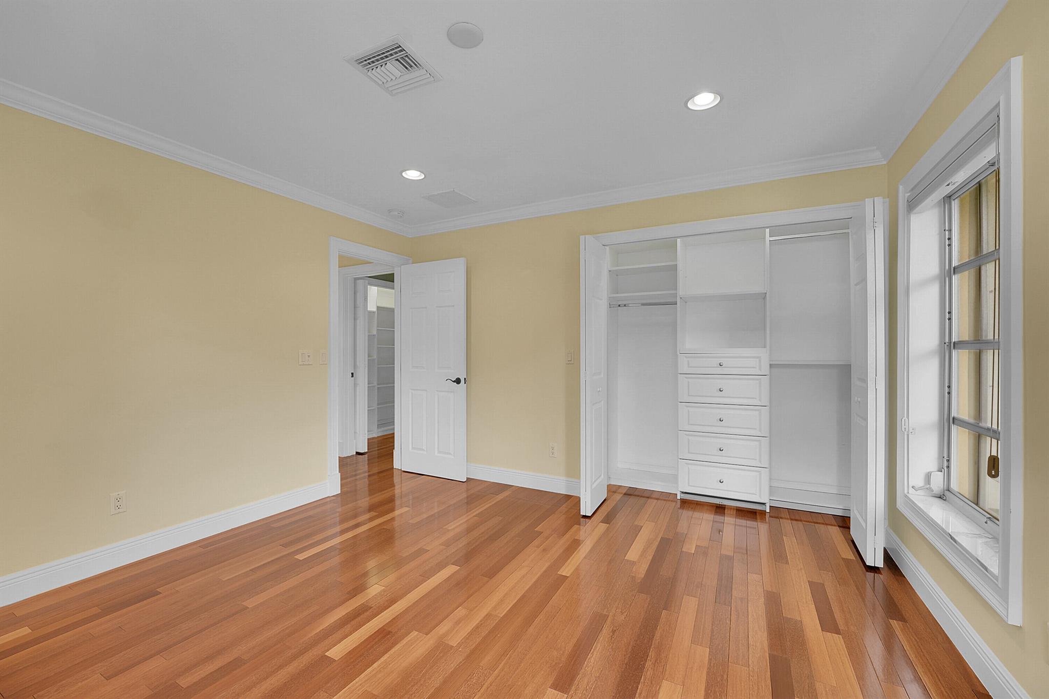 HIGH POINT - Residential