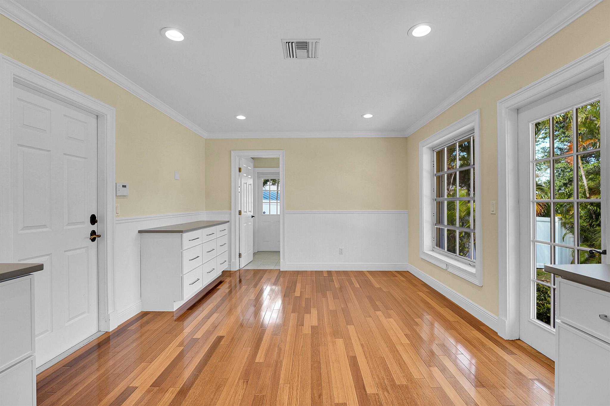 HIGH POINT - Residential