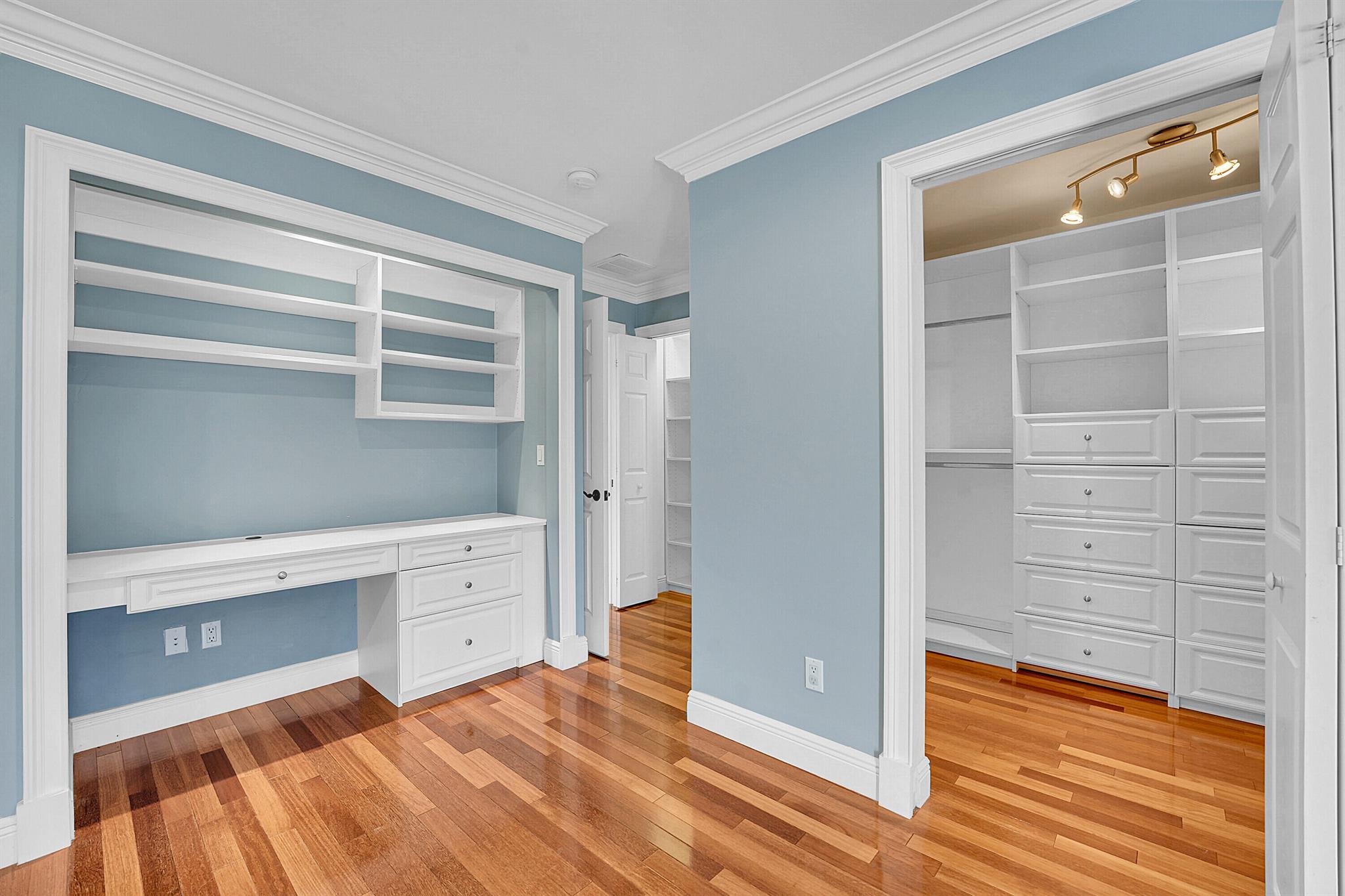 HIGH POINT - Residential