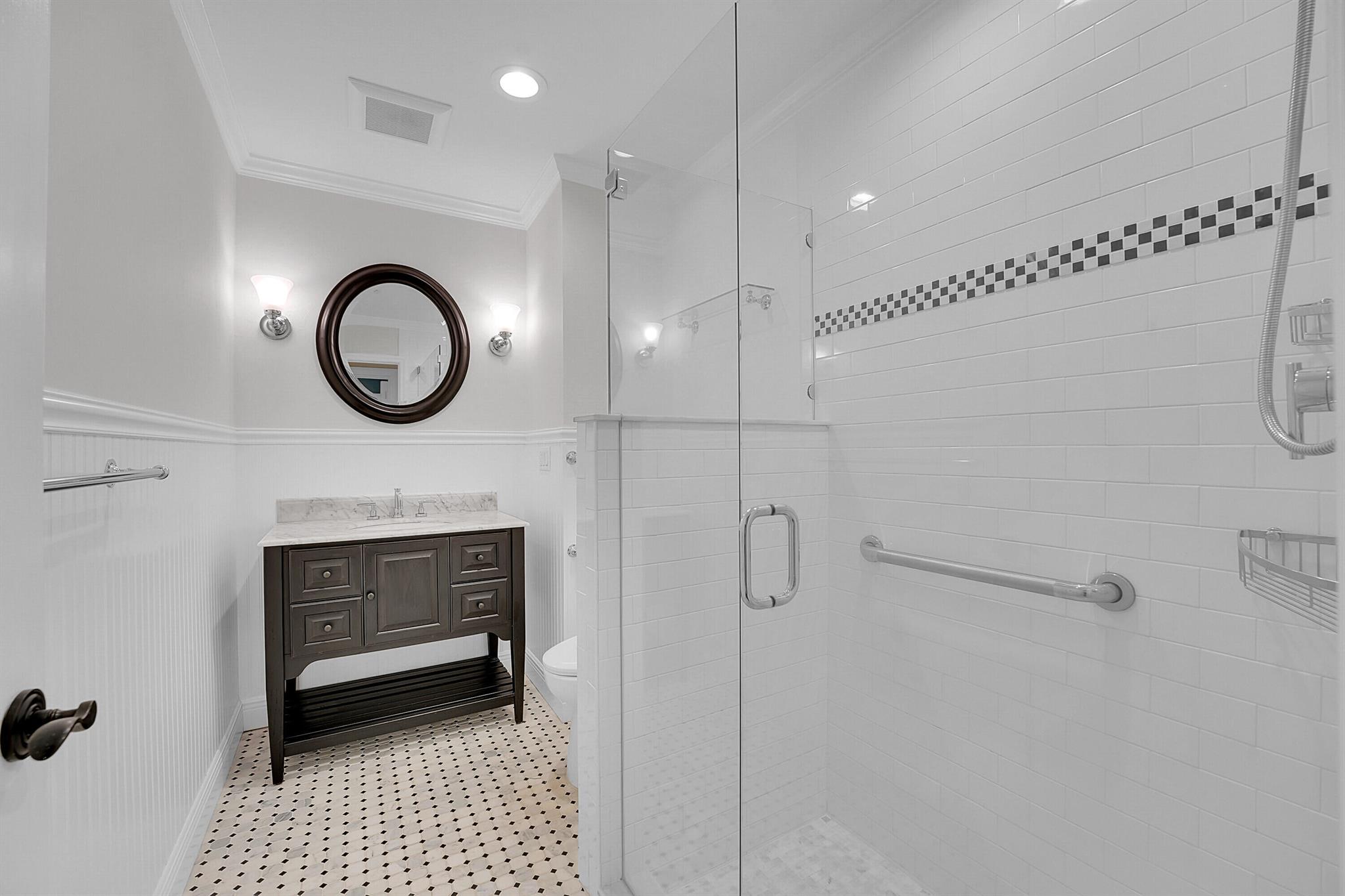 HIGH POINT - Residential