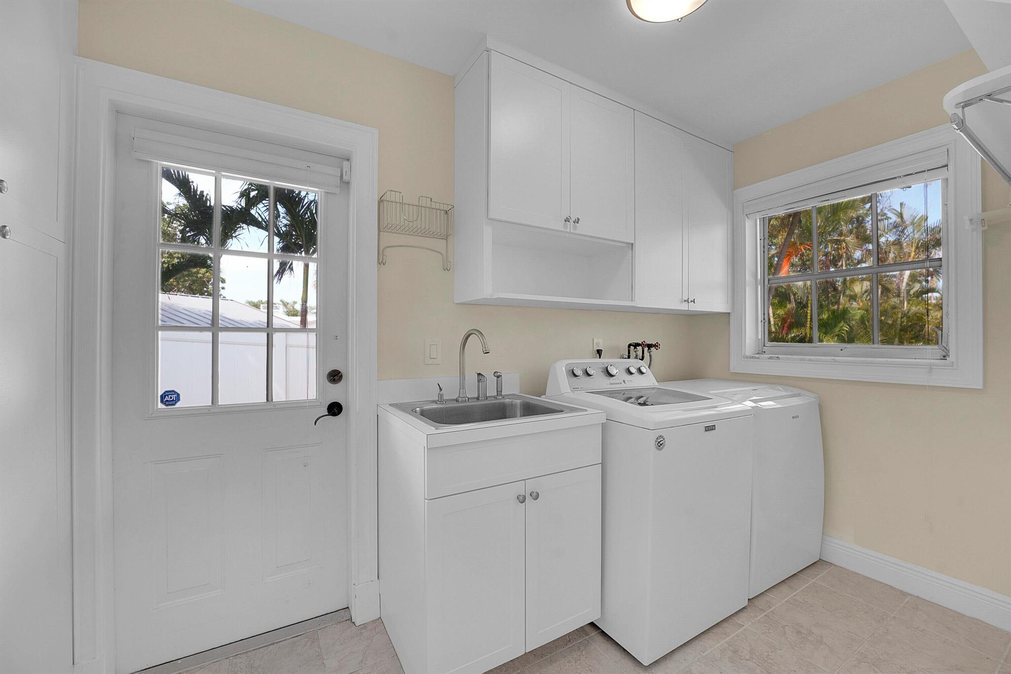 HIGH POINT - Residential