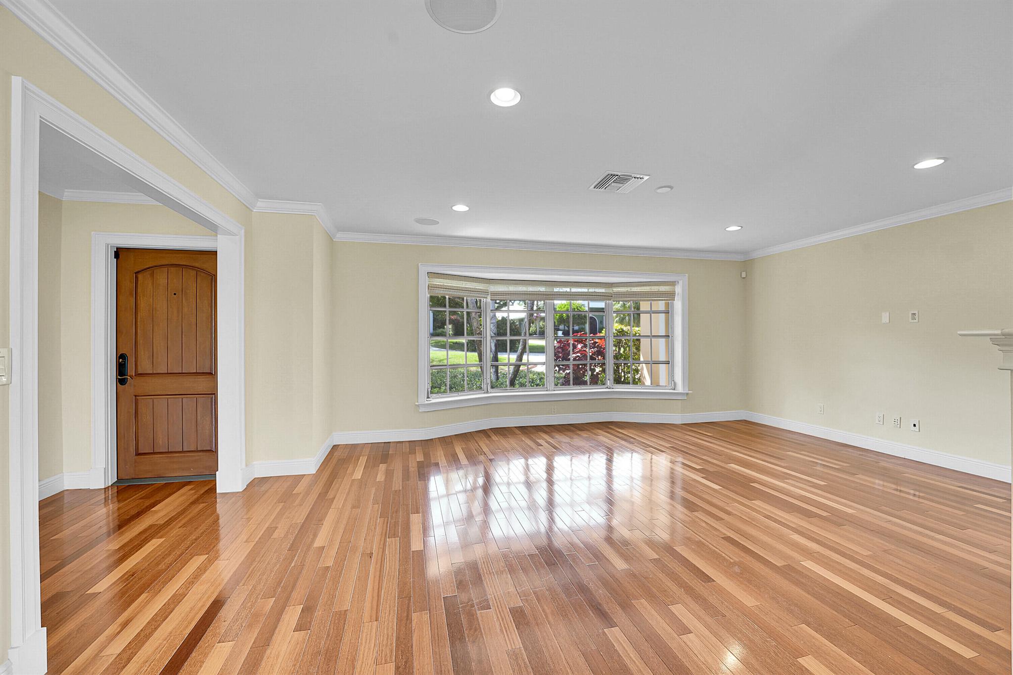 HIGH POINT - Residential