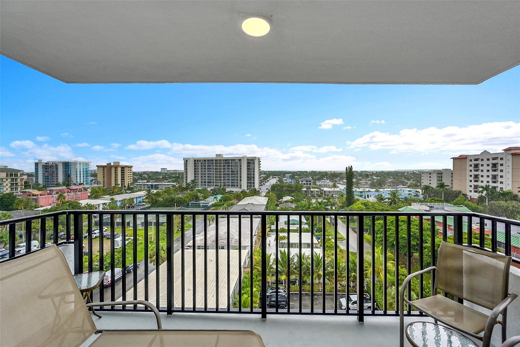 SILVER THATCH - Residential