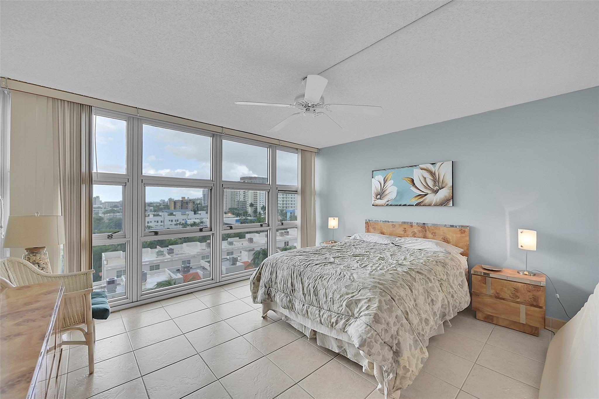 SILVER THATCH - Residential