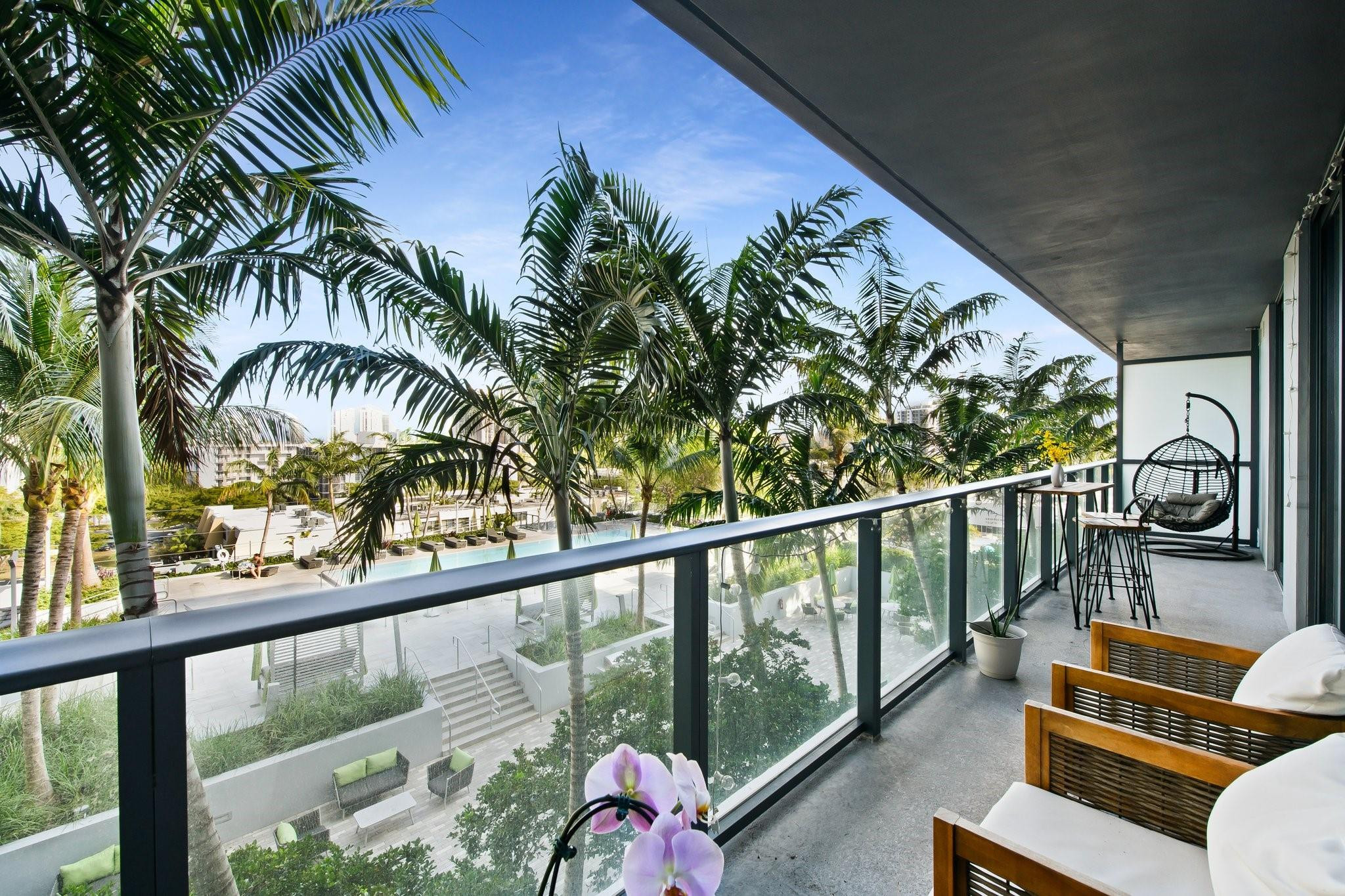 AVENTURA PARKSQUARE - Residential Lease