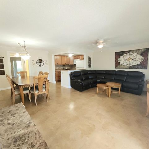 173 Kent J West Palm Beach FL 33417