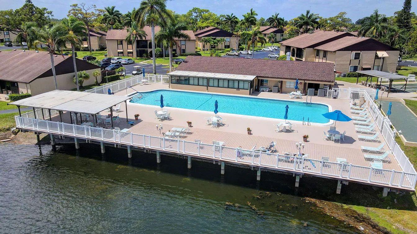 Cozy 2/2 first floor updated unit. Walk in Closets in both bedrooms, garden view, tiled, Storage, Accordion Shutters. Washer & Dryer inside the unit. Unit may be rented furnished or unfurnished. 55+ Community