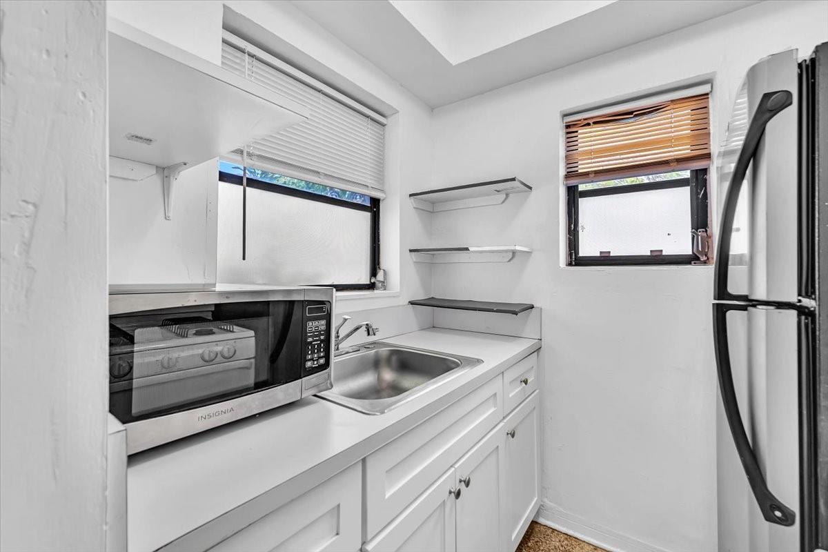 Las Olas Park Corr 6-12 B - Residential Income