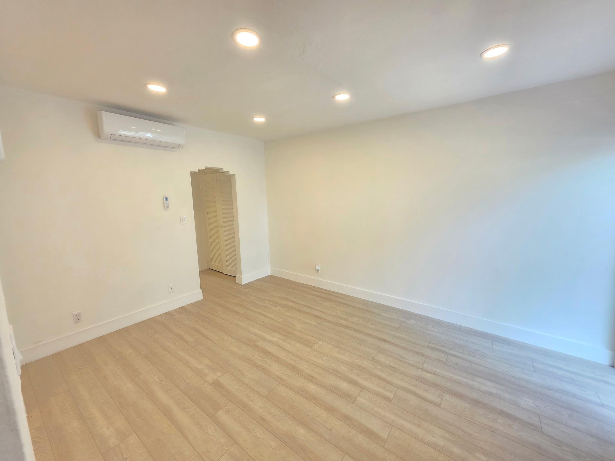 Las Olas Park Corr 6-12 B - Residential Income