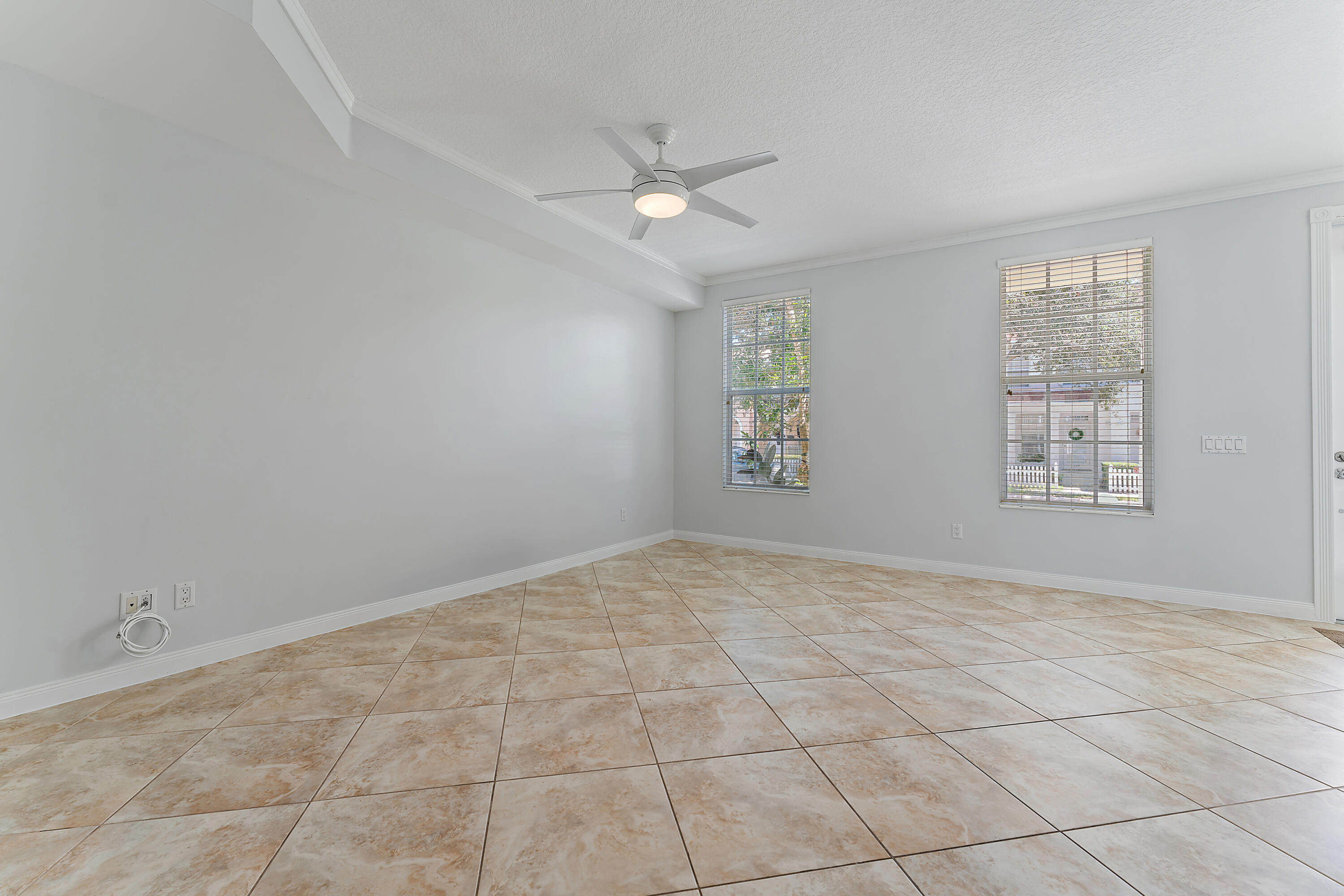 CAMBRIDGE AT ABACOA - Residential Lease