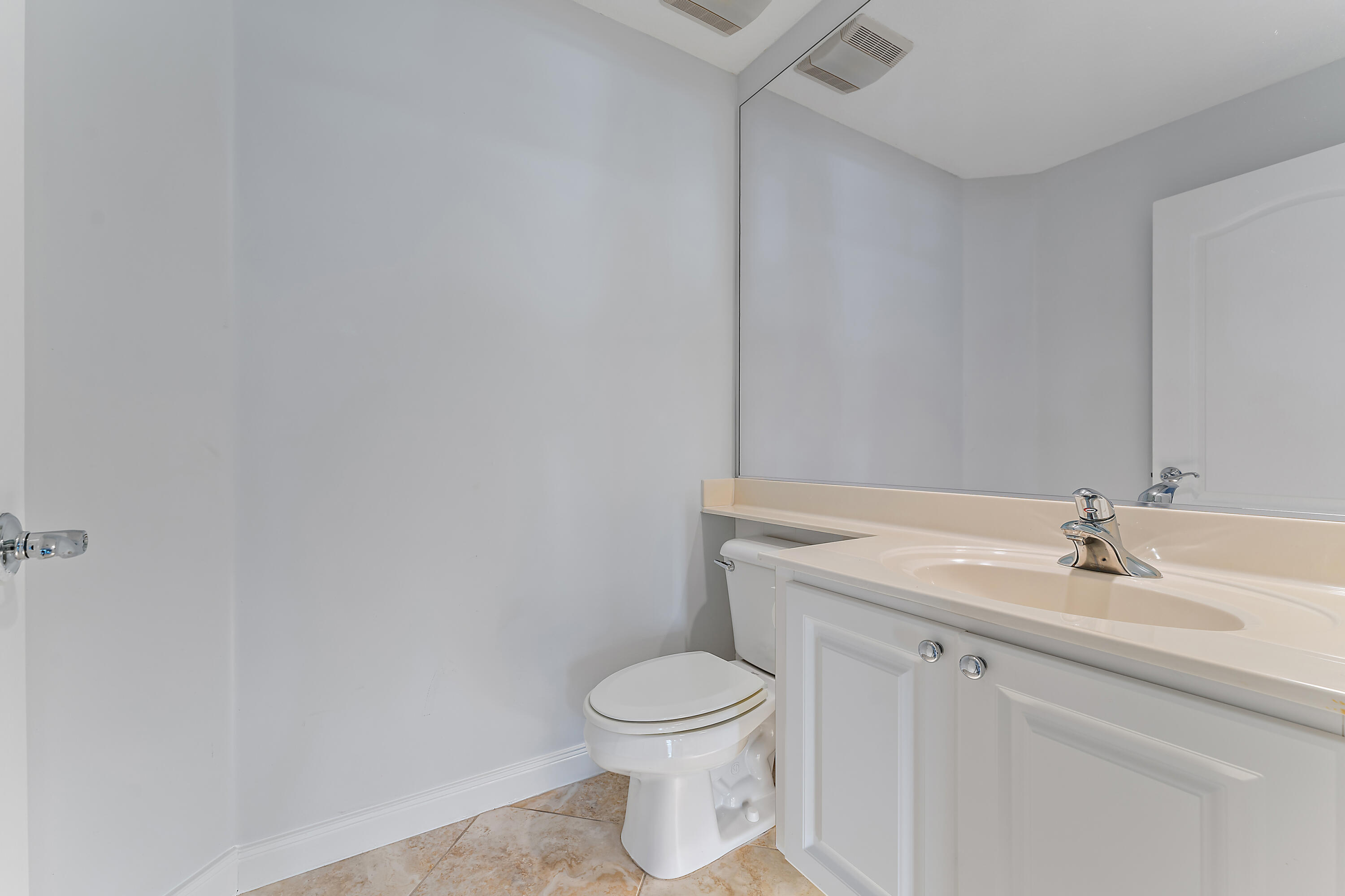 CAMBRIDGE AT ABACOA - Residential Lease